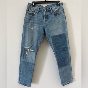 Levi's 501 Light Blue Denim Jeans with Tan Label